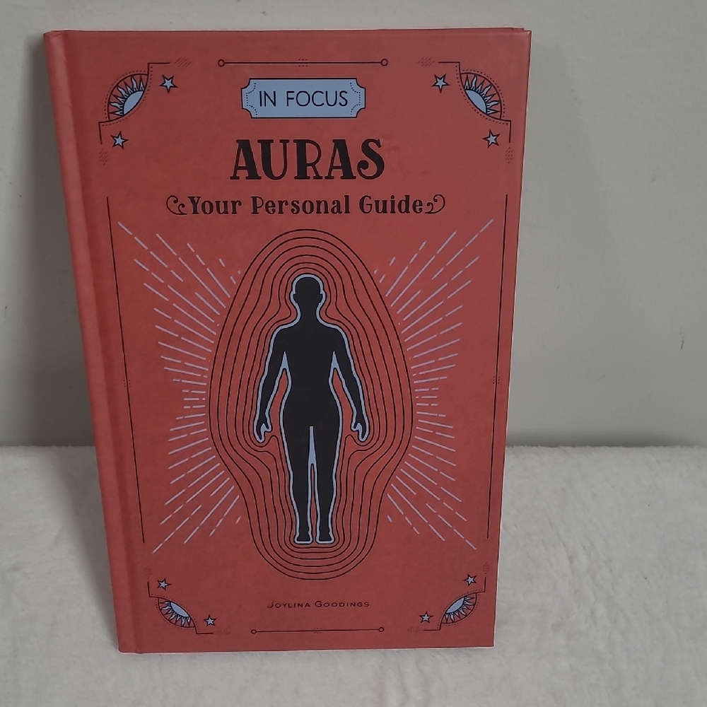 Red 'In Focus: Auras' Guidebook - Picture 5 of 5